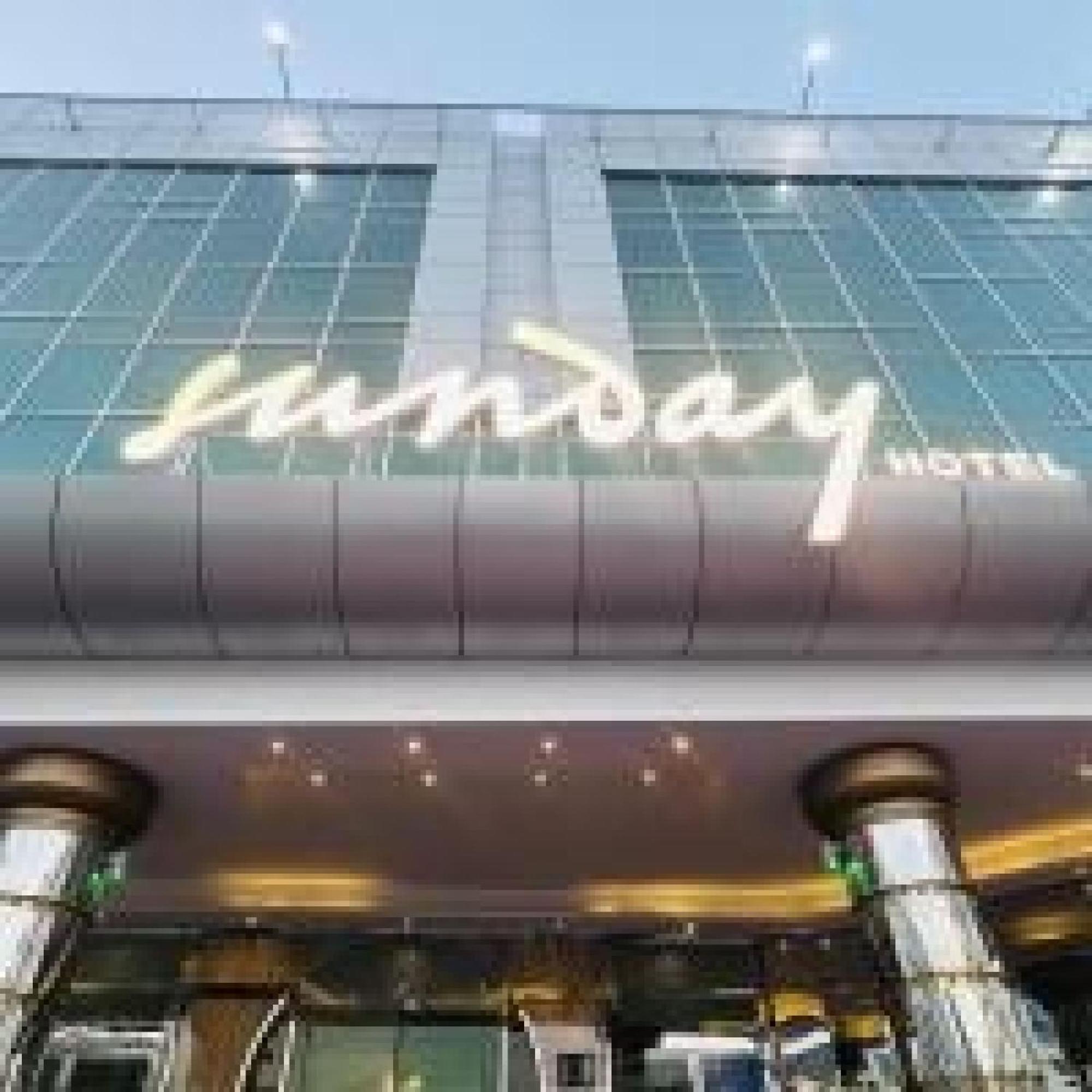Dancenter Luxury International Hotel Dubai