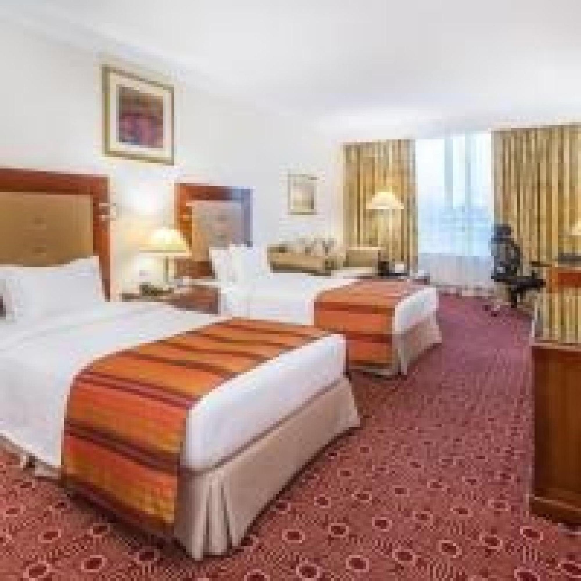 Dancenter Luxury International Hotel Dubai